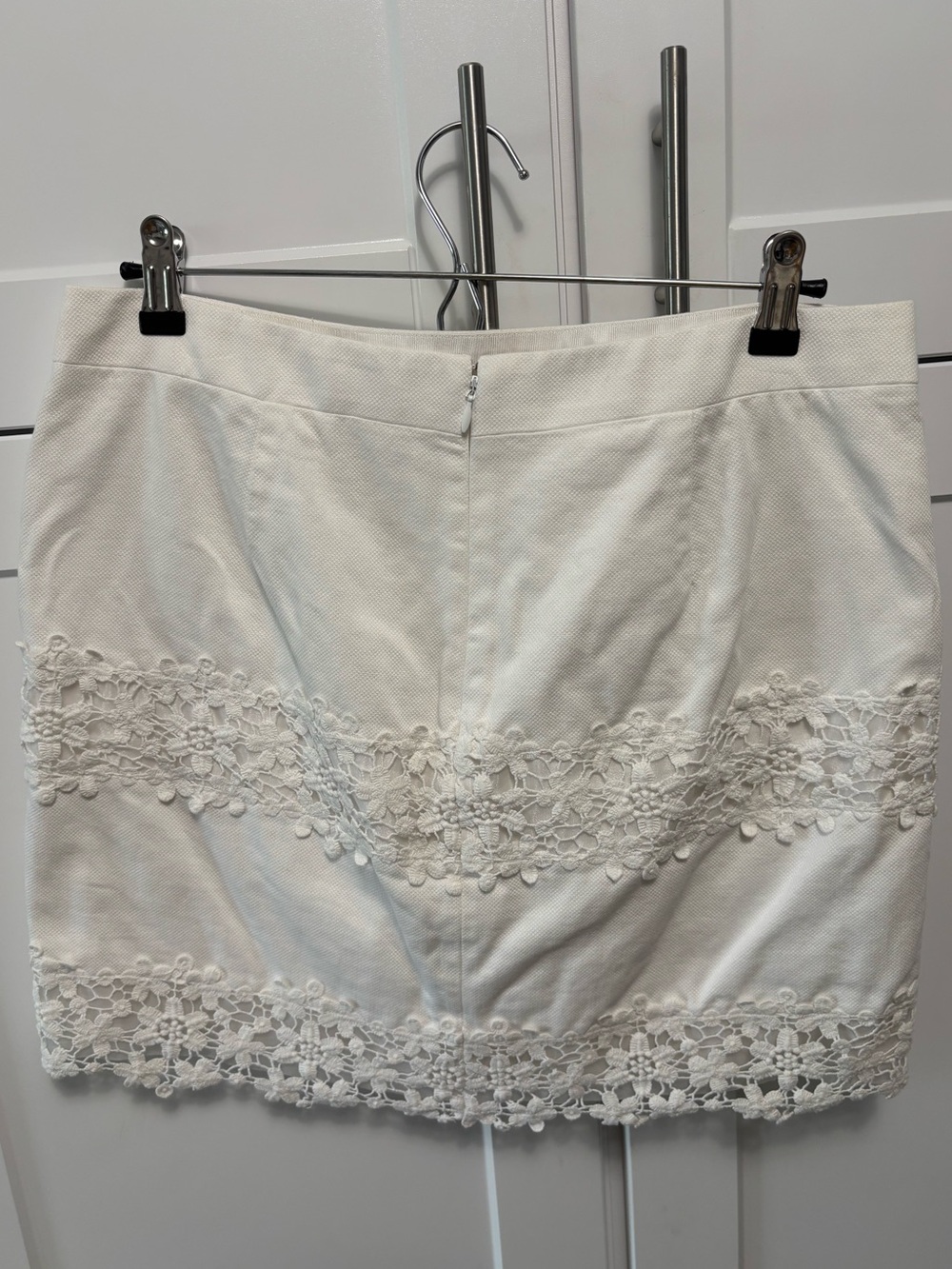 J. Crew White Daisy Floral Lace Crochet Skirt, size 8 - Picture 6 of 11
